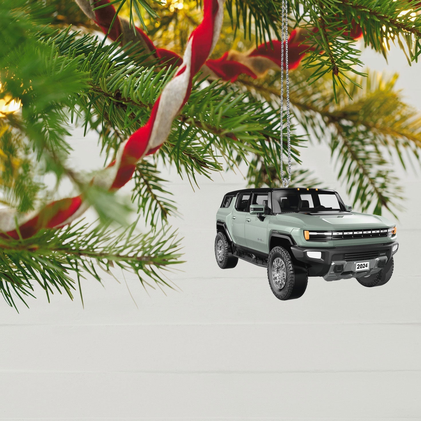 2024 GMC HUMMER EV 2023 Metal, 2023 Keepsake Ornament
