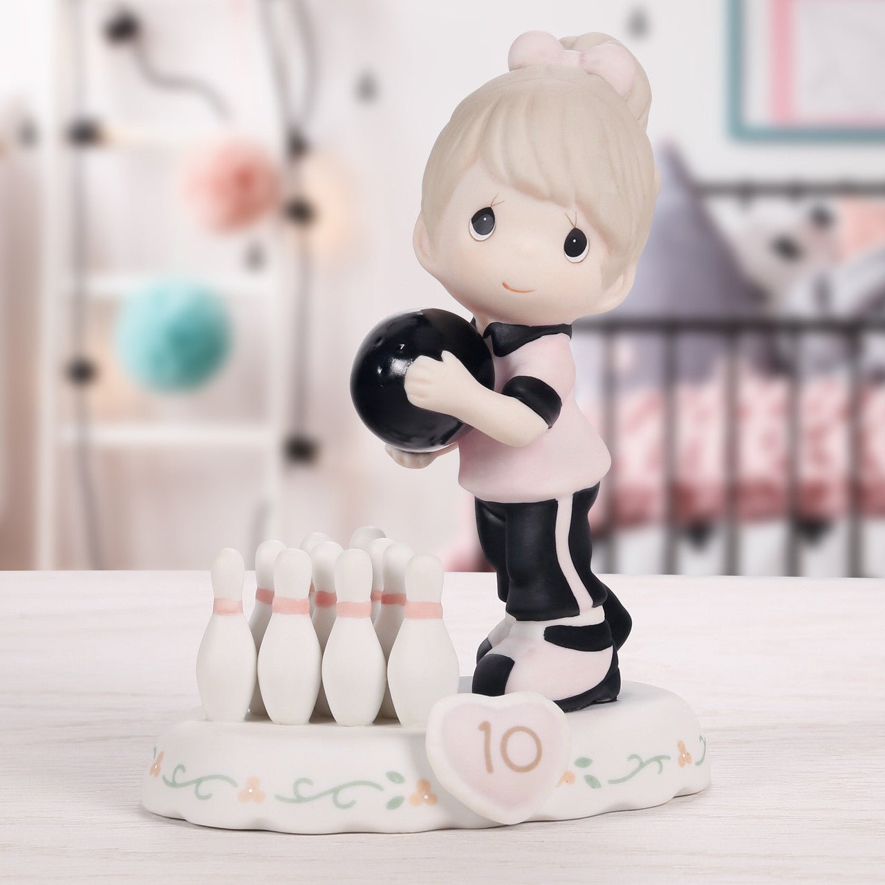 Brunette Girl Bowling Age 10 Figurine