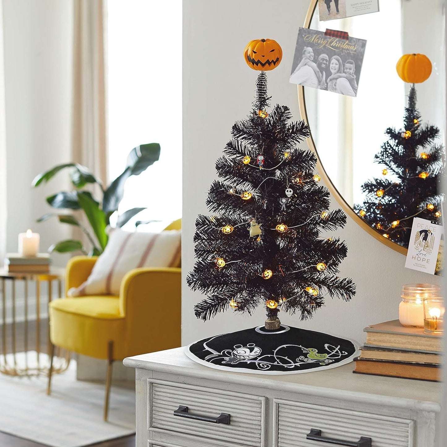 Disney Tim Burton's The Nightmare Before Christmas Scary Teddy and Undead Duck Miniature Tree Skirt, 12"