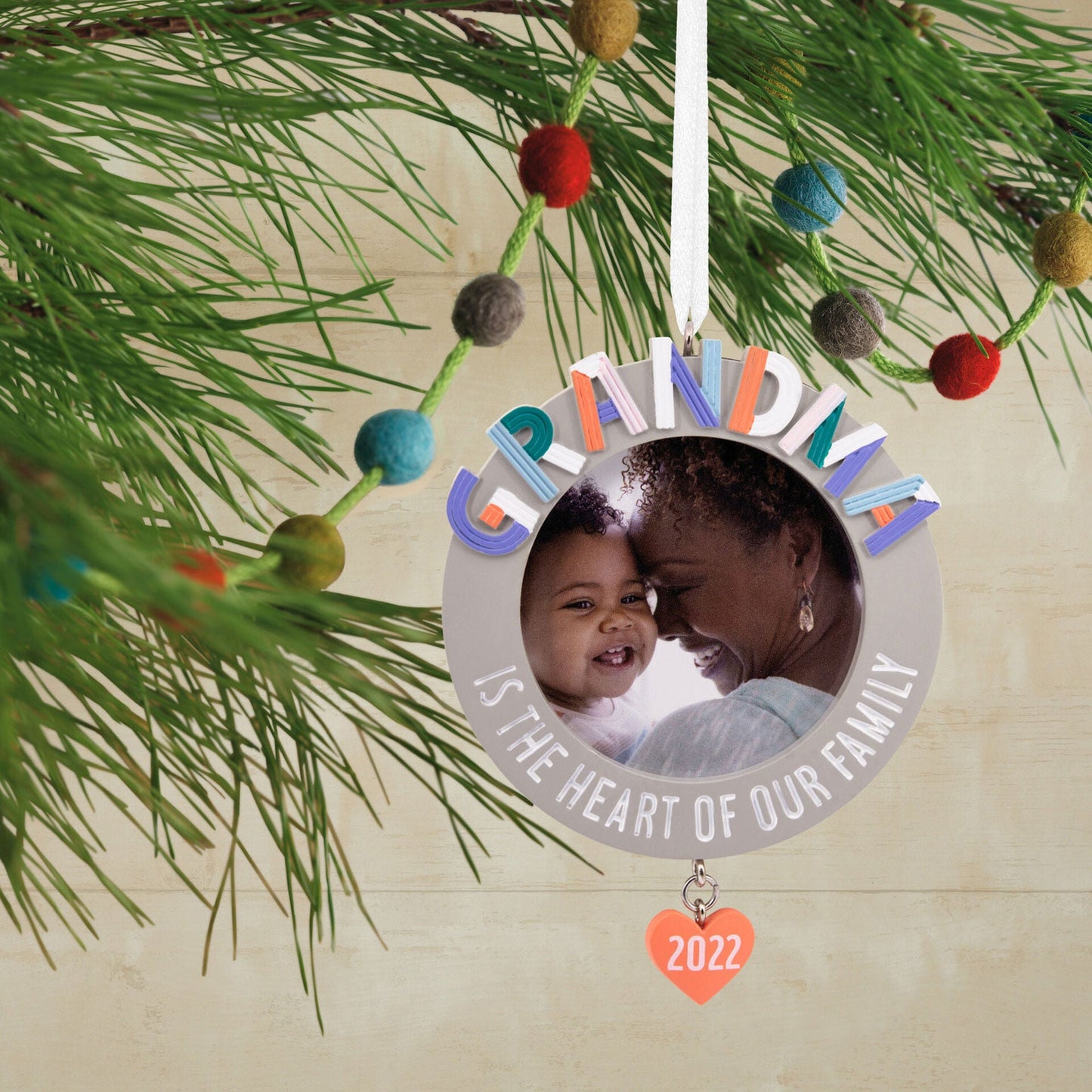 Grandma 2022 Photo Frame Tree Trimmer Ornament