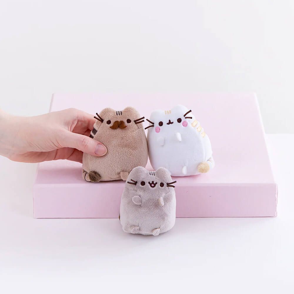 Gund Pusheen Family Gathering Plush Stuffed Animal Cats (Set of 3)