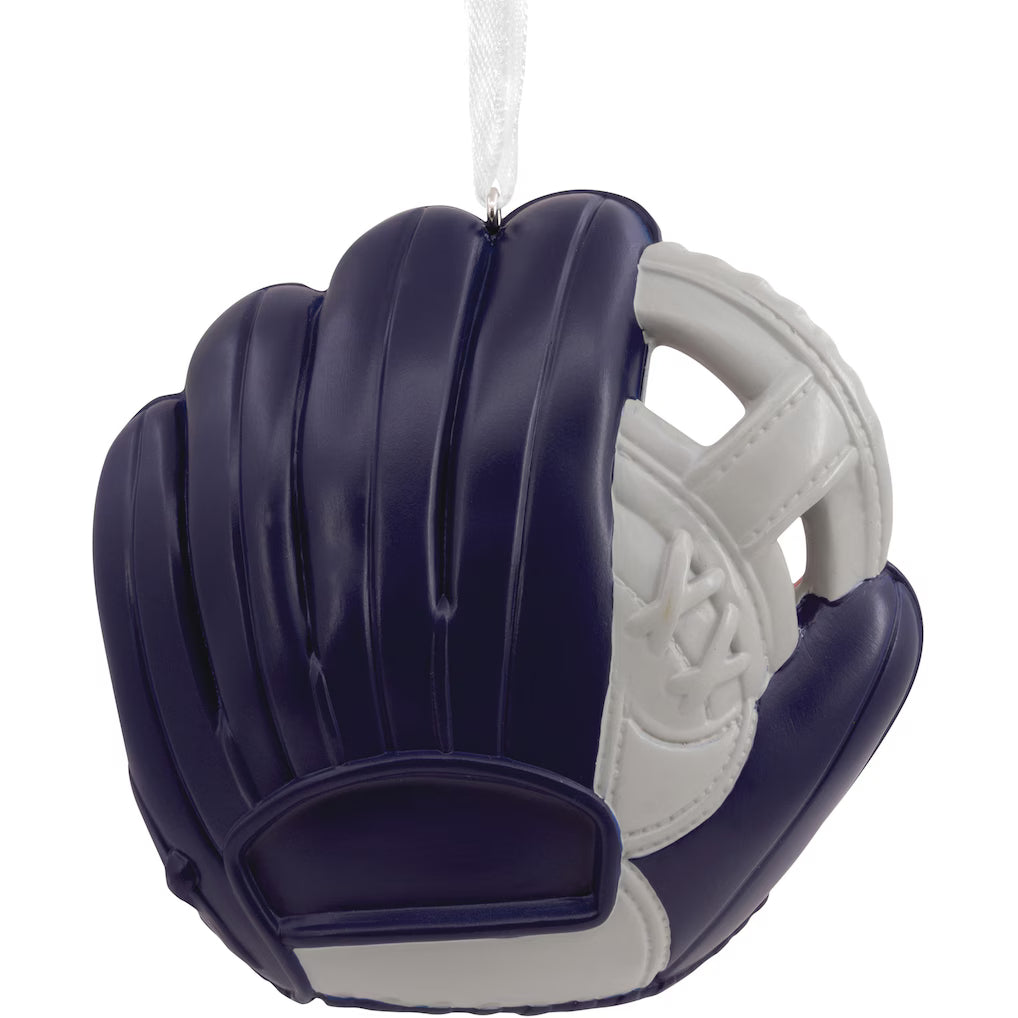 MLB Atlanta Braves Baseball Glove Ornament