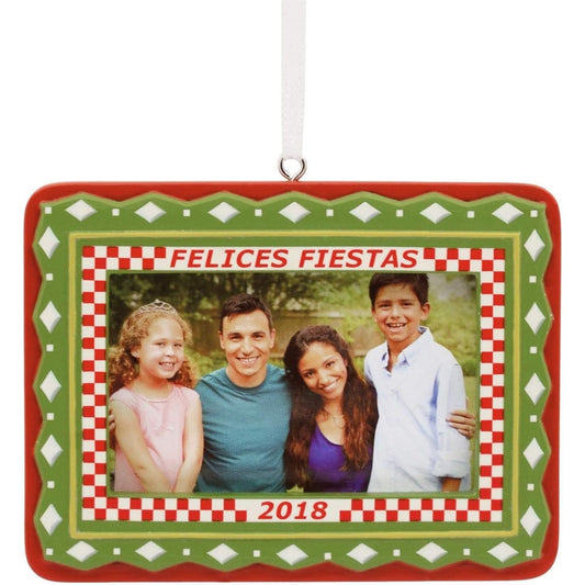 Happy Holidays, Spanish Language Felices Fiestas, 2018 Hallmark Vida Christmas Ornament