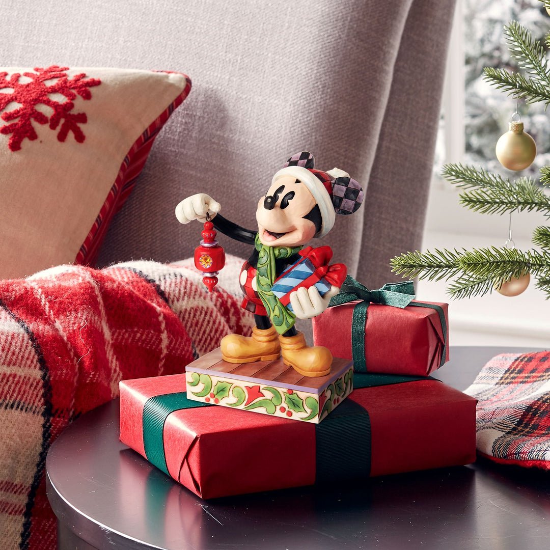 Jim Shore Disney Traditions Holiday Kickoff Limited Edition Santa Mickey Figurine