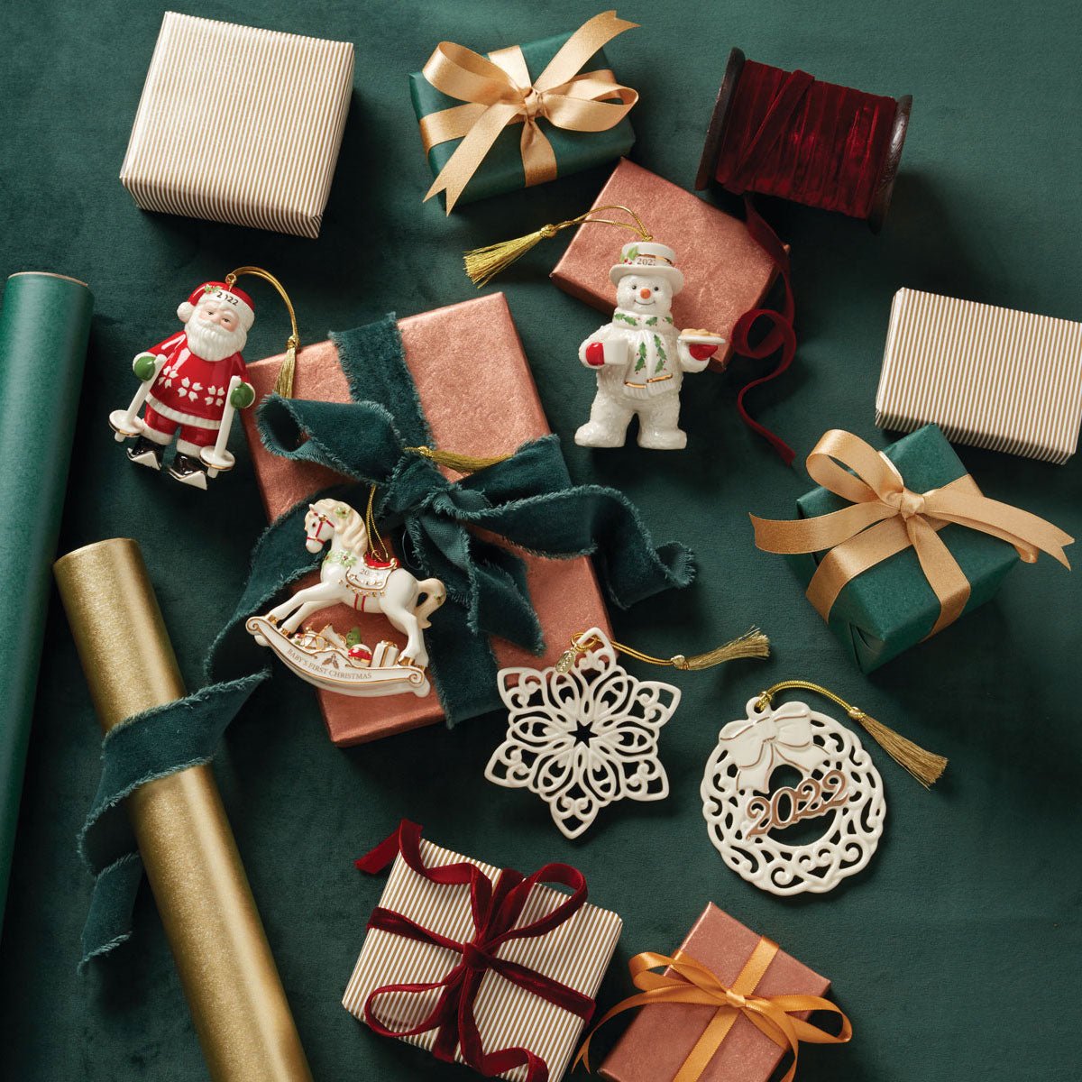 Lenox 2022 Annual Santa Ornament