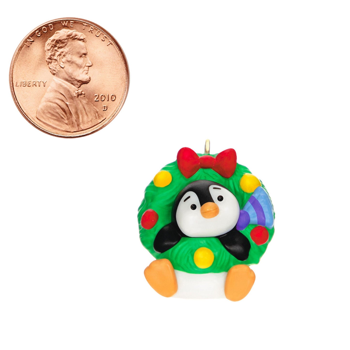 Mini Petite Penguins A Welcoming Wreath, 2023 Keepsake Ornament