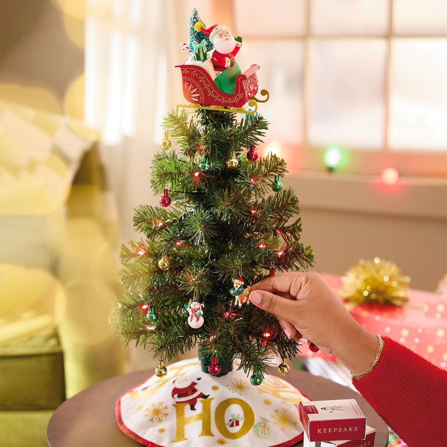 Mini ShowToppers Evergreen Christmas Tree, 17"