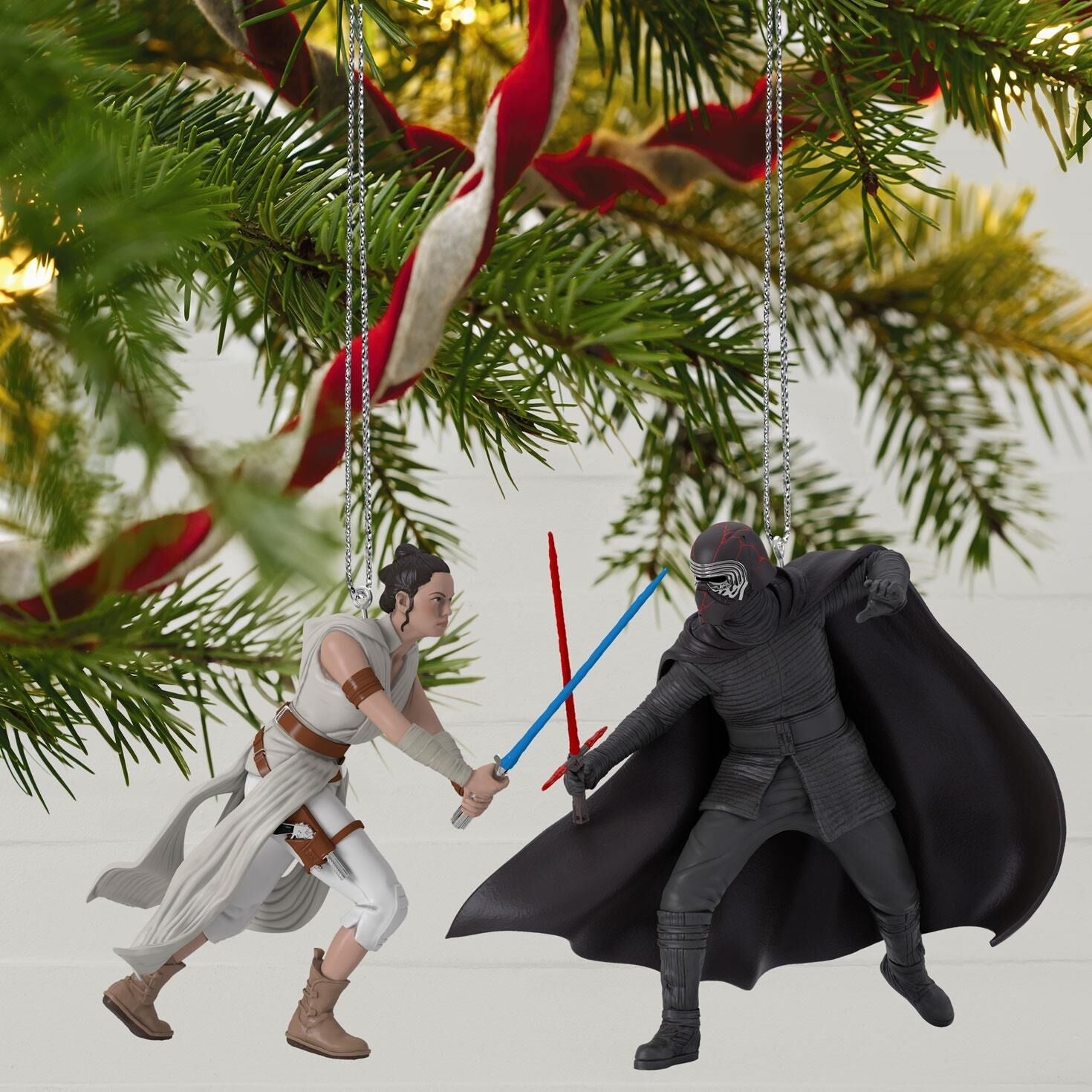 Rey and Kylo Ren, Star Wars: The Rise of Skywalker, 2019 Keepsake Ornaments