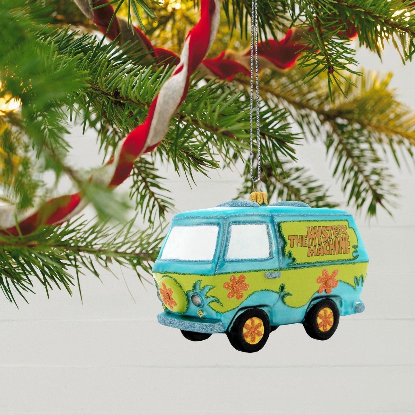 Scooby Doo The Mystery Machine Glass, 2023 Keepsake Ornament