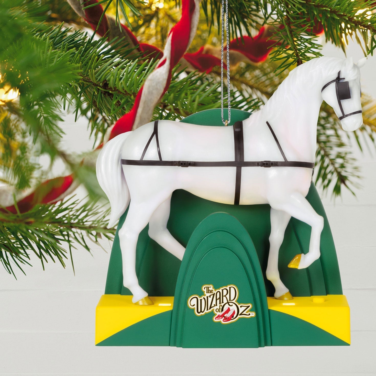 The Wizard of Oz Horse of a Different Color, 2023 Keepsake Ornament With Light