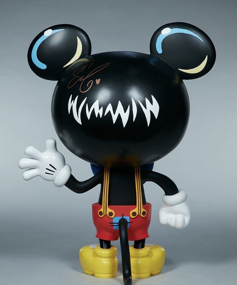 World of Miss Mindy Disney Mickey Mouse 18" Limited Edition Figurine