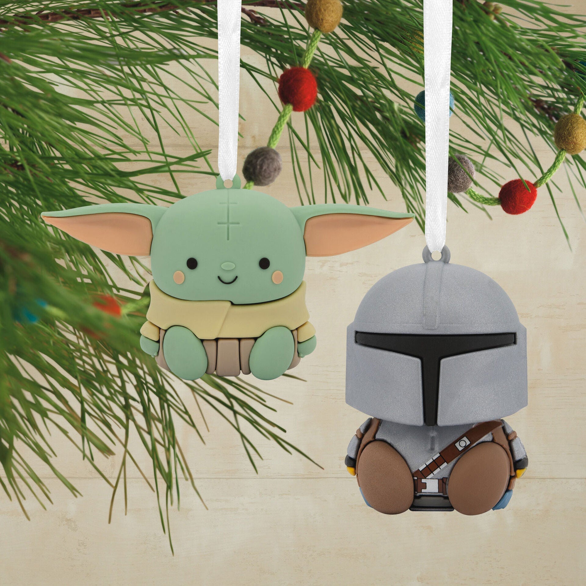 Better Together Star Wars: The Mandalorian™ and Grogu™ Magnetic Hallmark Ornaments, Set of 2