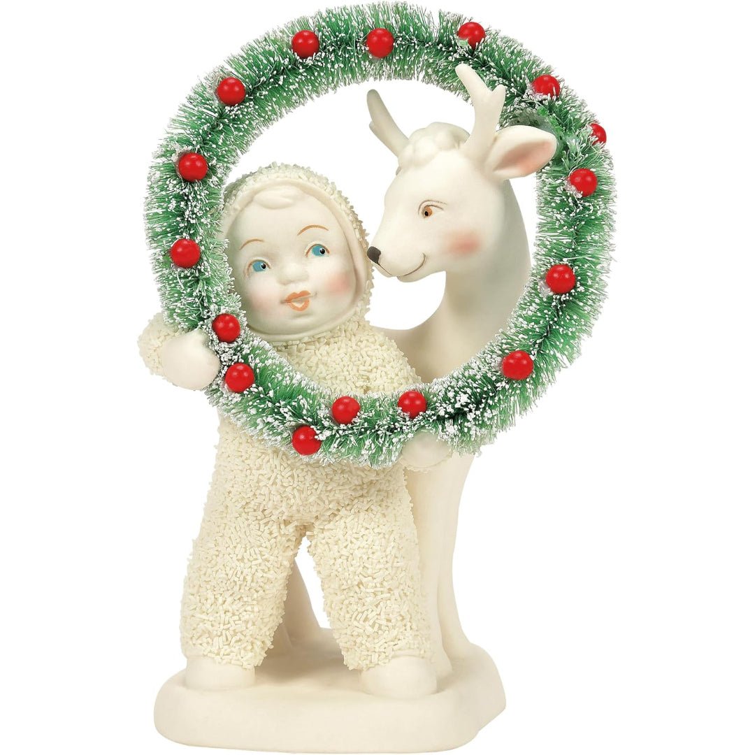 Department 56 Snowbabies Christmas Jubilee Meet in The Middle Wreath Figurine, 4"