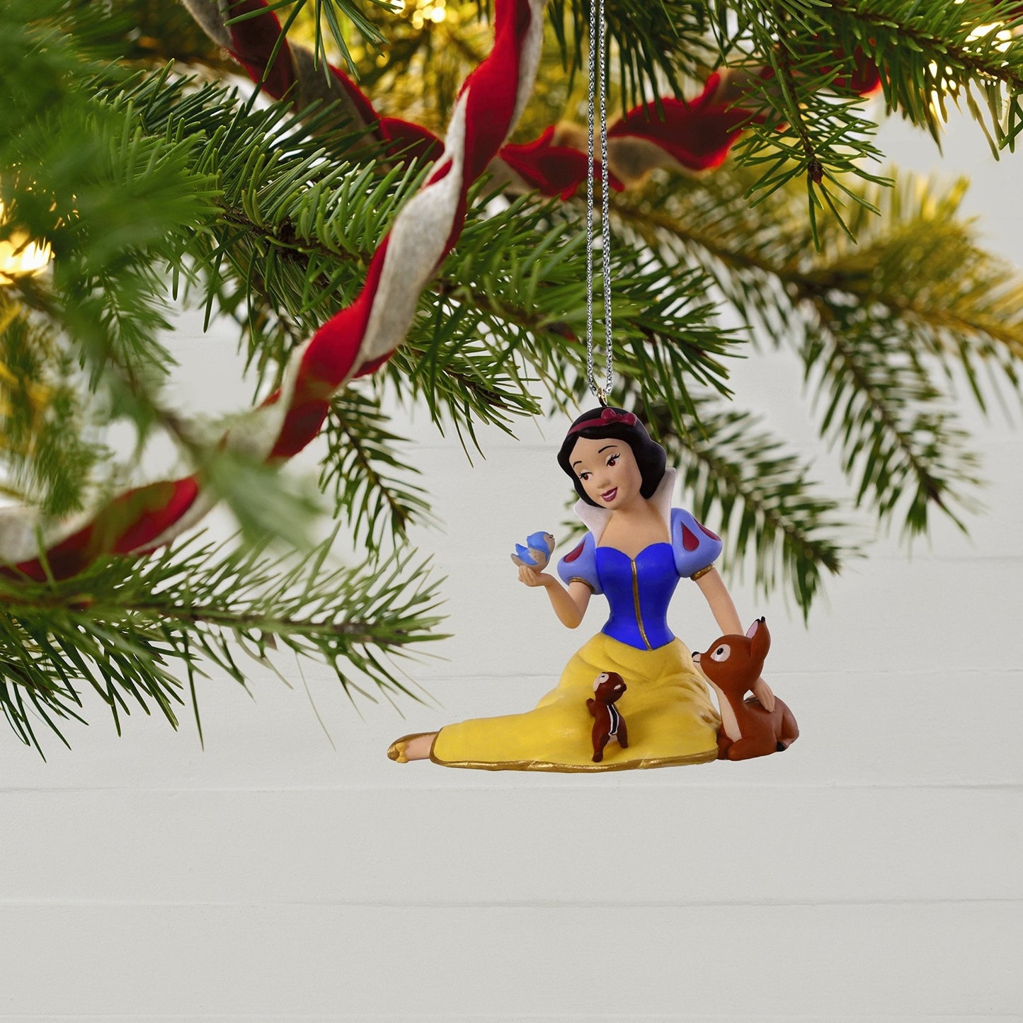 Disney Snow White and the Seven Dwarfs 80th Anniversary, Porcelain, 2018 Keepsake Ornament