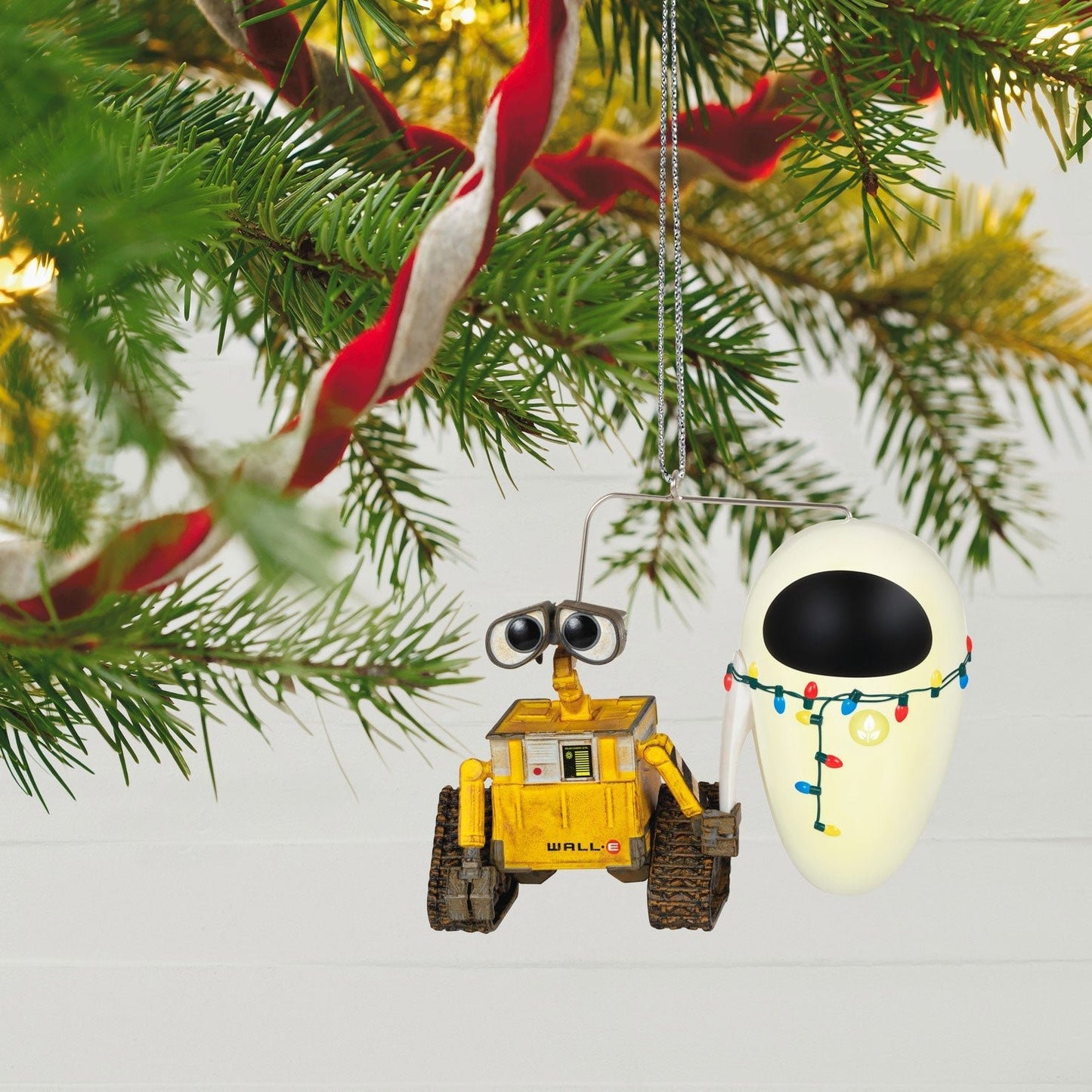 Disney/Pixar Wall E 15th Anniversary Wall E and Eve, 2023 Keepsake Ornament