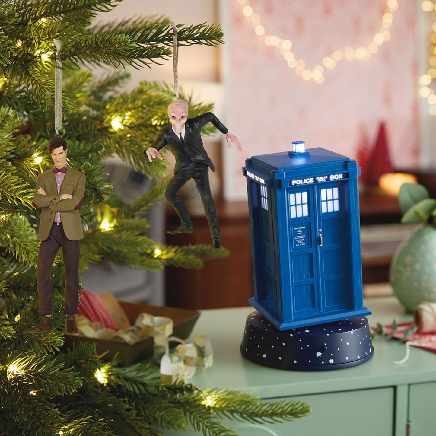 Doctor Who 60th Anniversary TARDIS Tabletop Decoration With Light, Sound and Motion