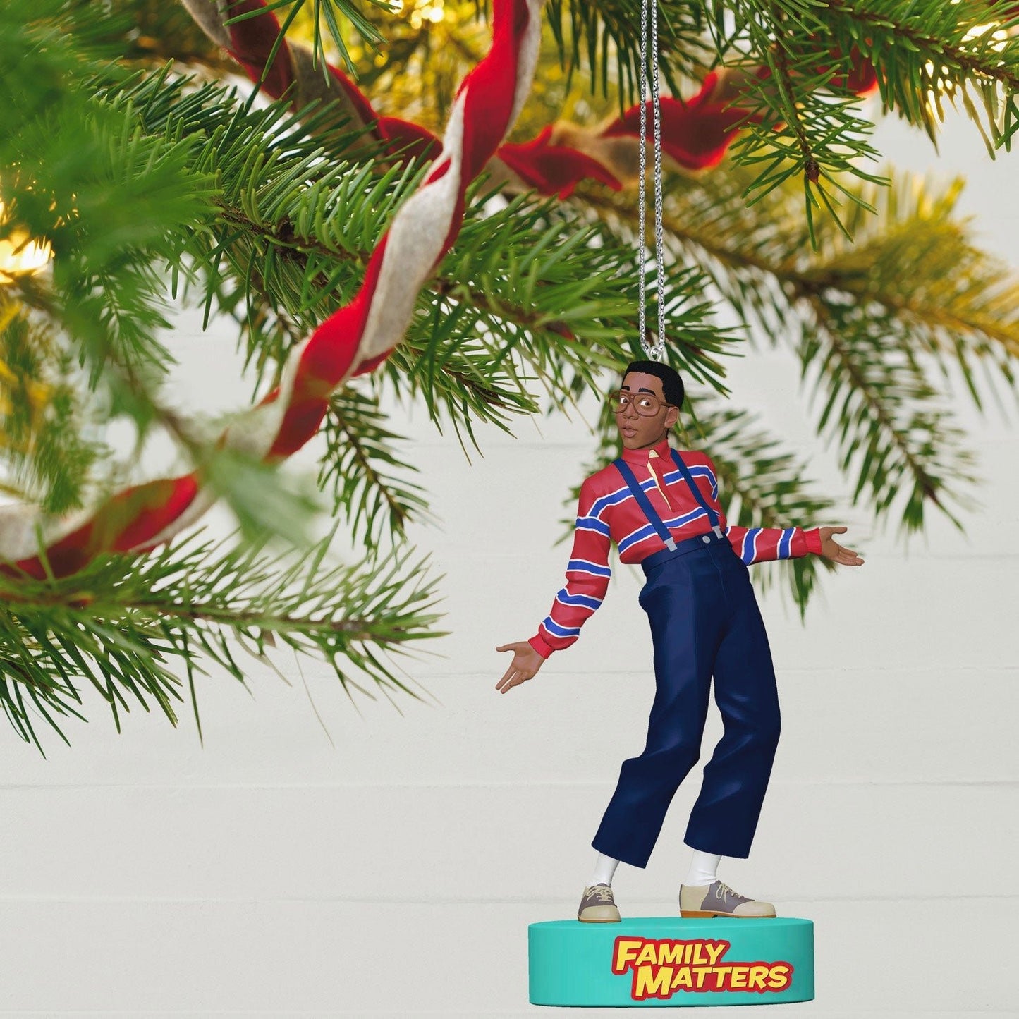 Family Matters Steve Urkel, 2023 Keepsake Ornament With Sound