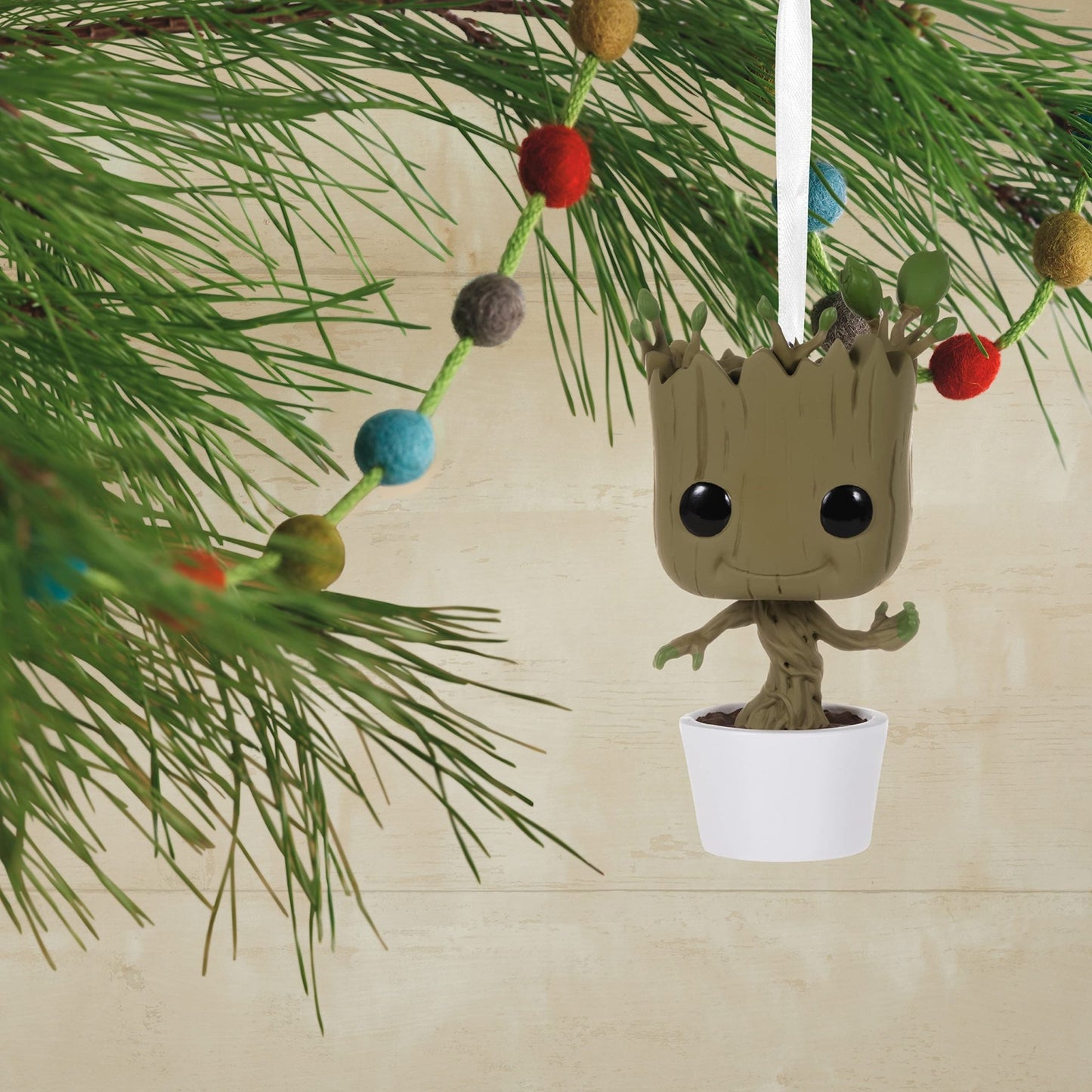 Groot Marvel Guardians of the Galaxy Funko POP! Hallmark Ornament