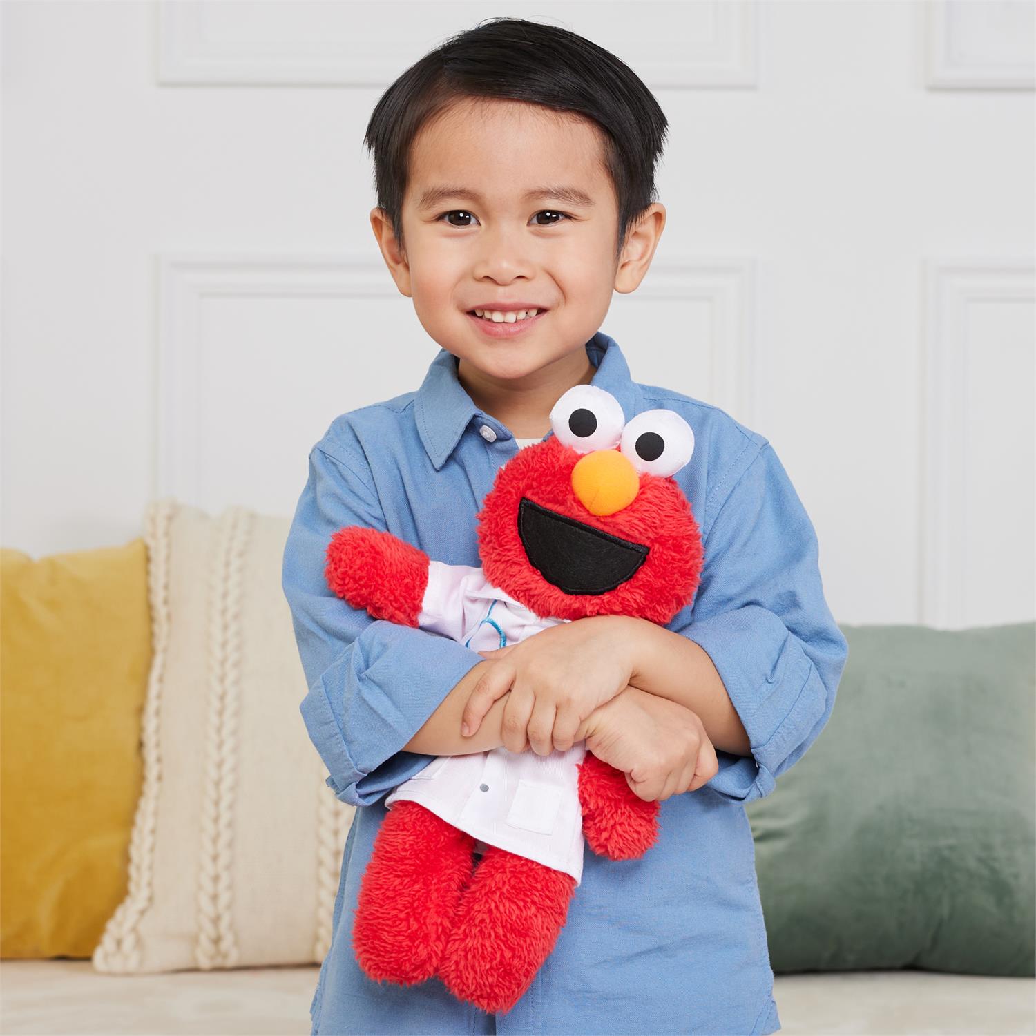 Gund Sesame Street Doctor Elmo Take-Along Buddy, 13"