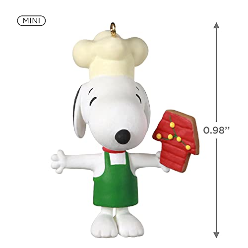 Hallmark Keepsake 0.98" Miniature Christmas Ornament 2021, The Peanuts Gang Baker Snoopy, Mini