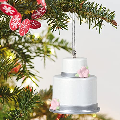 Hallmark Keepsake 1" Miniature Christmas Ornament 2022, Cute Lil' Wedding Cake, Metal