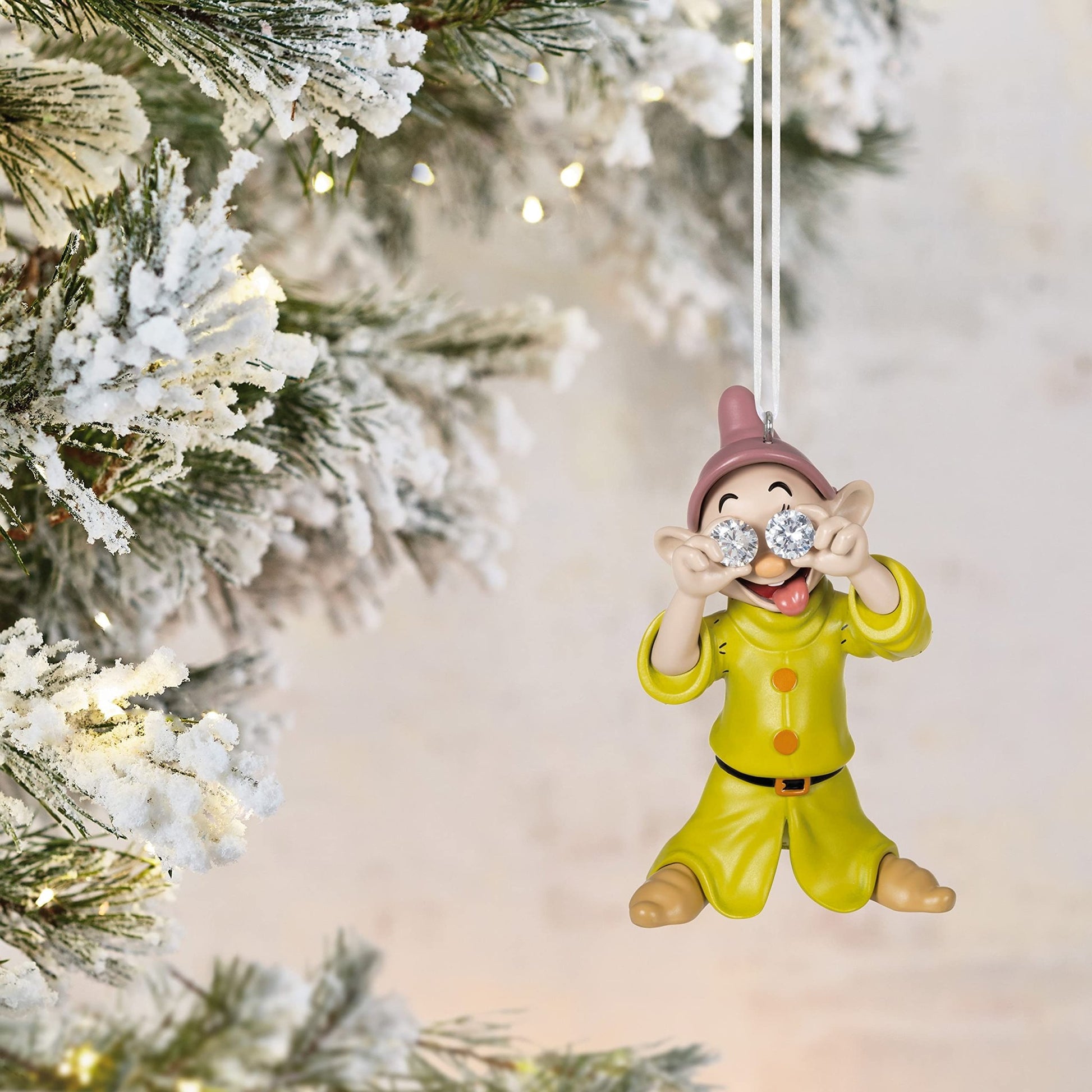 Hallmark Keepsake Christmas Ornament 2021, Disney Snow White and The Seven Dwarfs Diamond Eyes Dopey, Metal