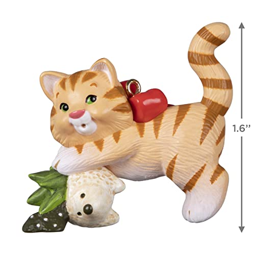 Hallmark Keepsake Christmas Ornament 2022, Mischievous Kittens Tabby