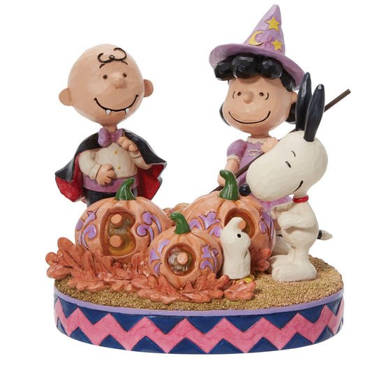 “Halloween Surprises” Peanuts Gang Halloween Figurine