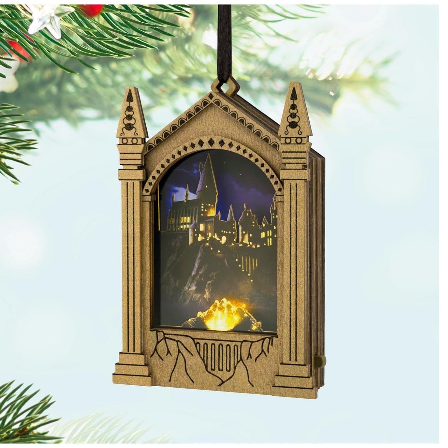 Hogwarts Harry Potter 2025 Keepsake Ornament