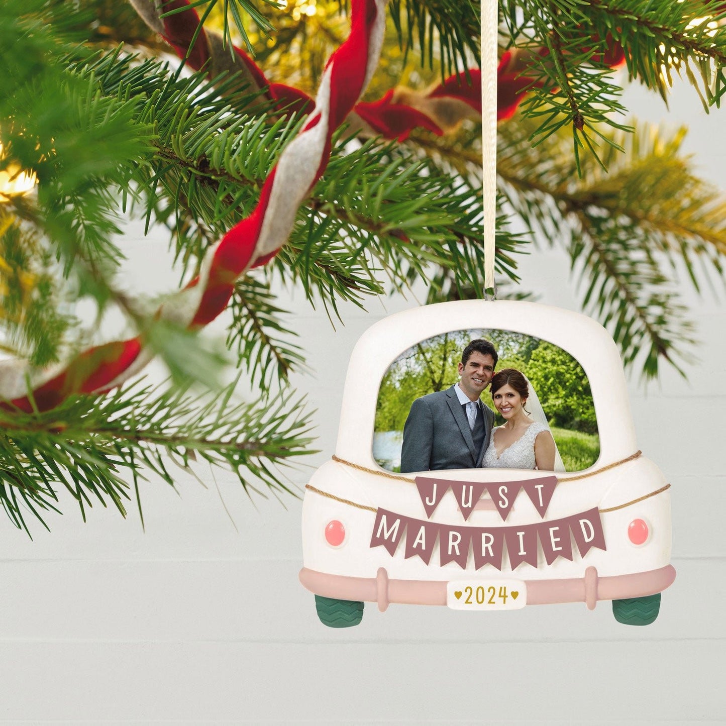 Just Married 2024 Porcelain Photo Frame Keepsake Ornament