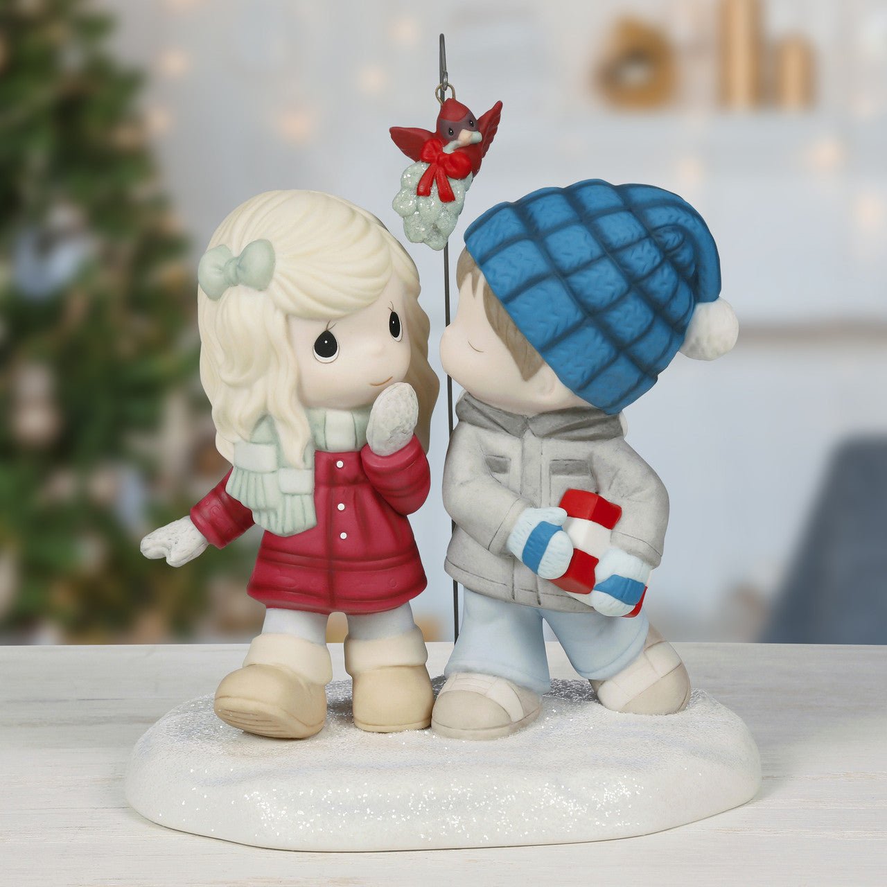 Merry Kiss - mas Figurine