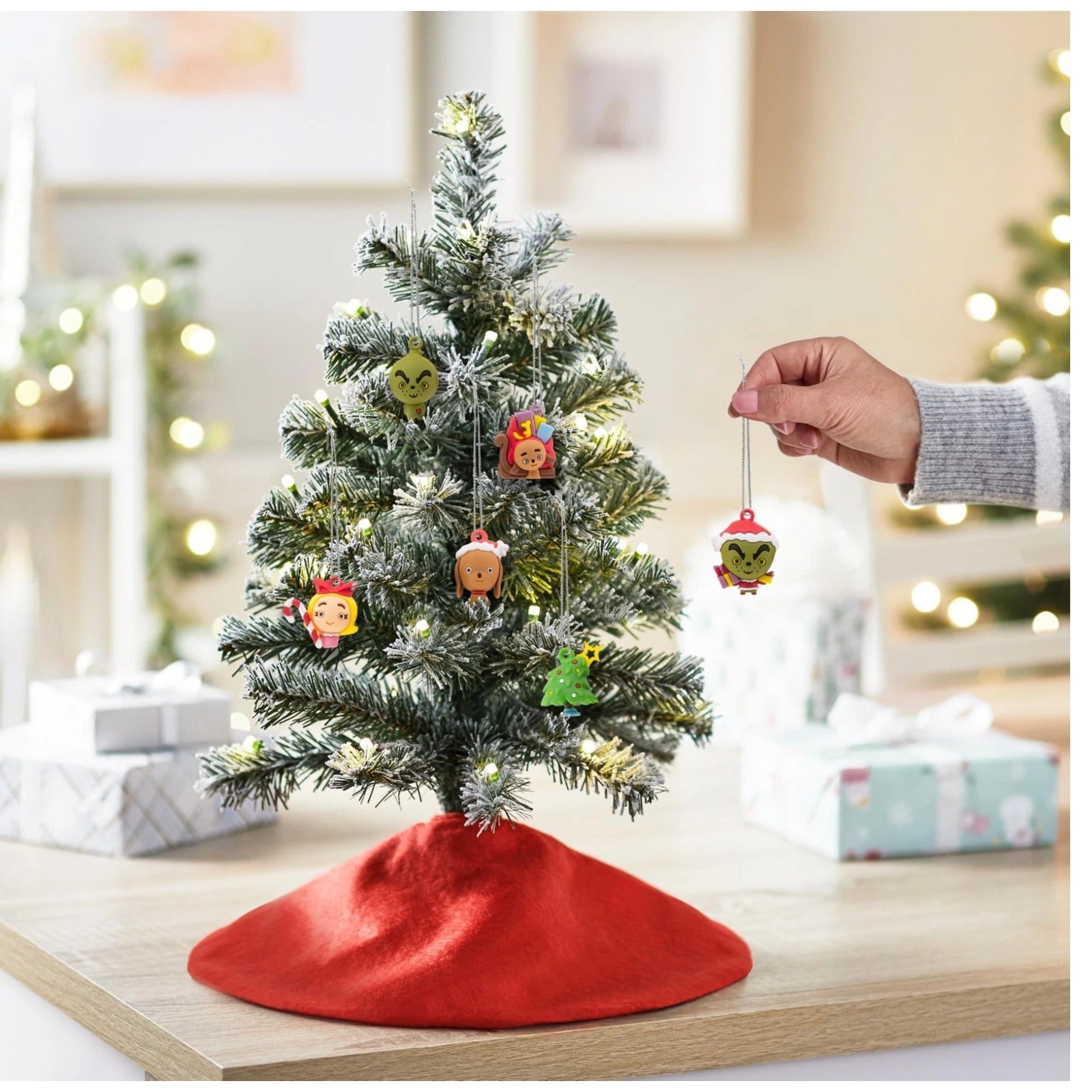 Mini Dr. Seuss's How the Grinch Stole Christmas! Shatterproof Ornaments, Set of 6