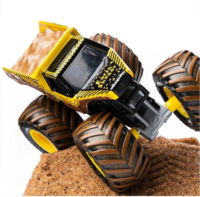 Monster Jam, Earth Shaker Monster Dirt Starter Set with Kinetic Sand 1:64 Scale
