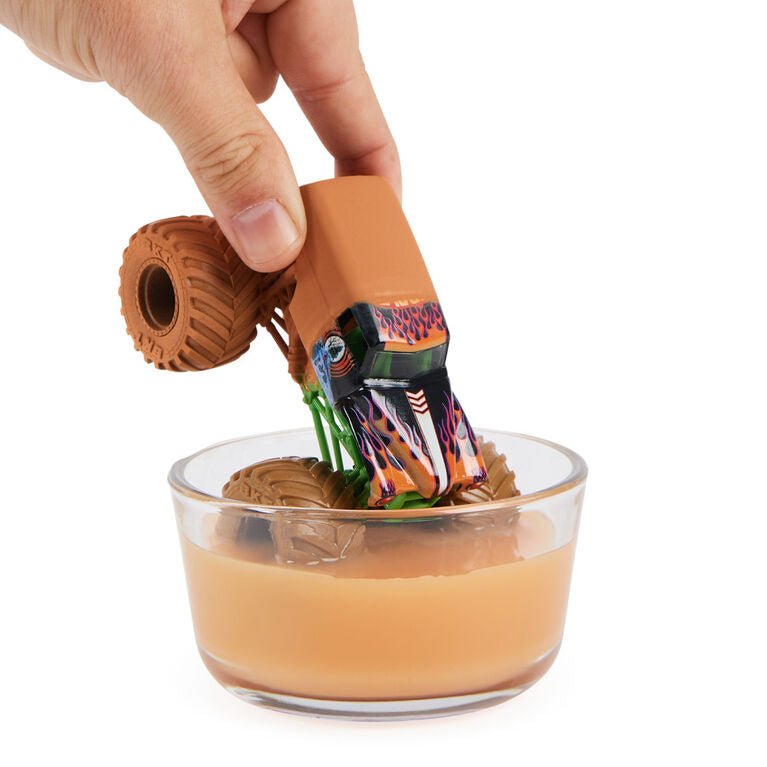 Monster Jam, Mystery Mudders, Monster Truck, 1:64 Scale (Random Style)