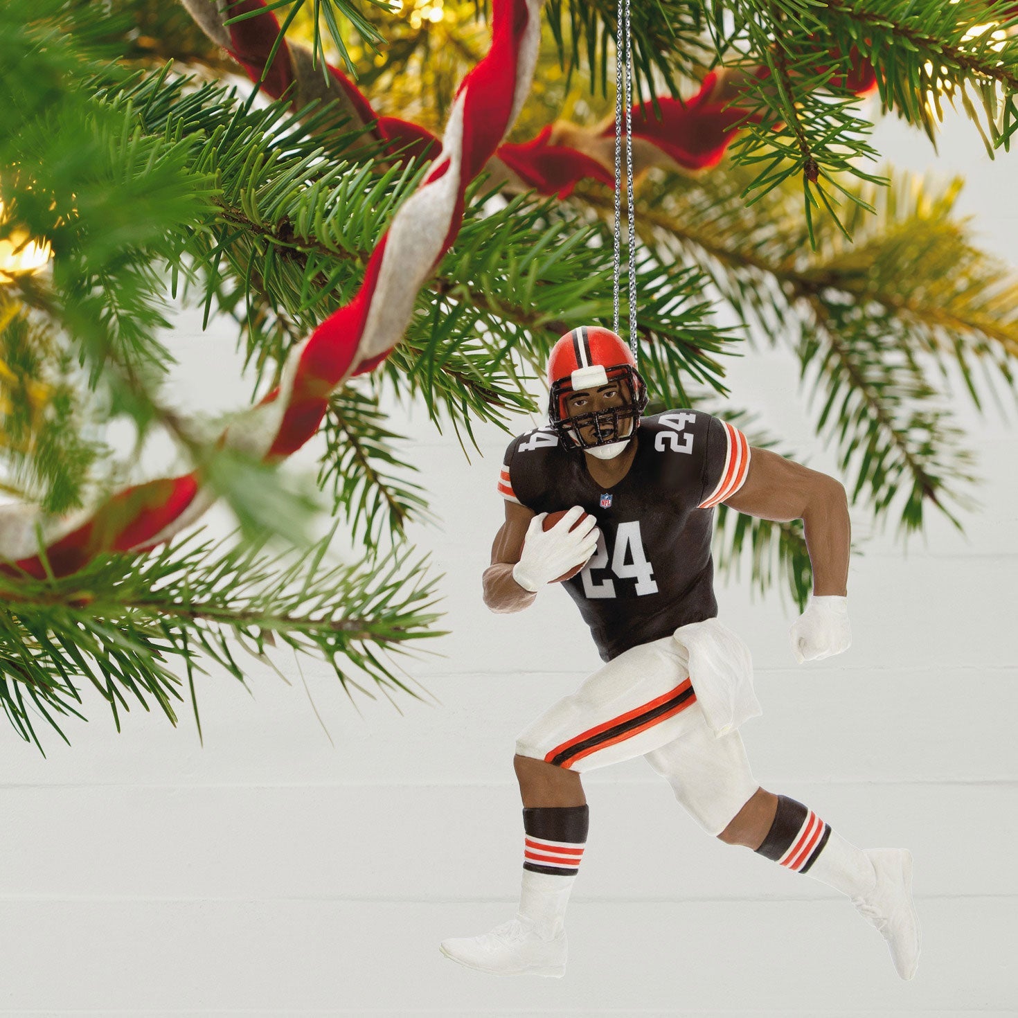 NFL Cleveland Browns Nick Chubb, 2023 Keepsake Ornament