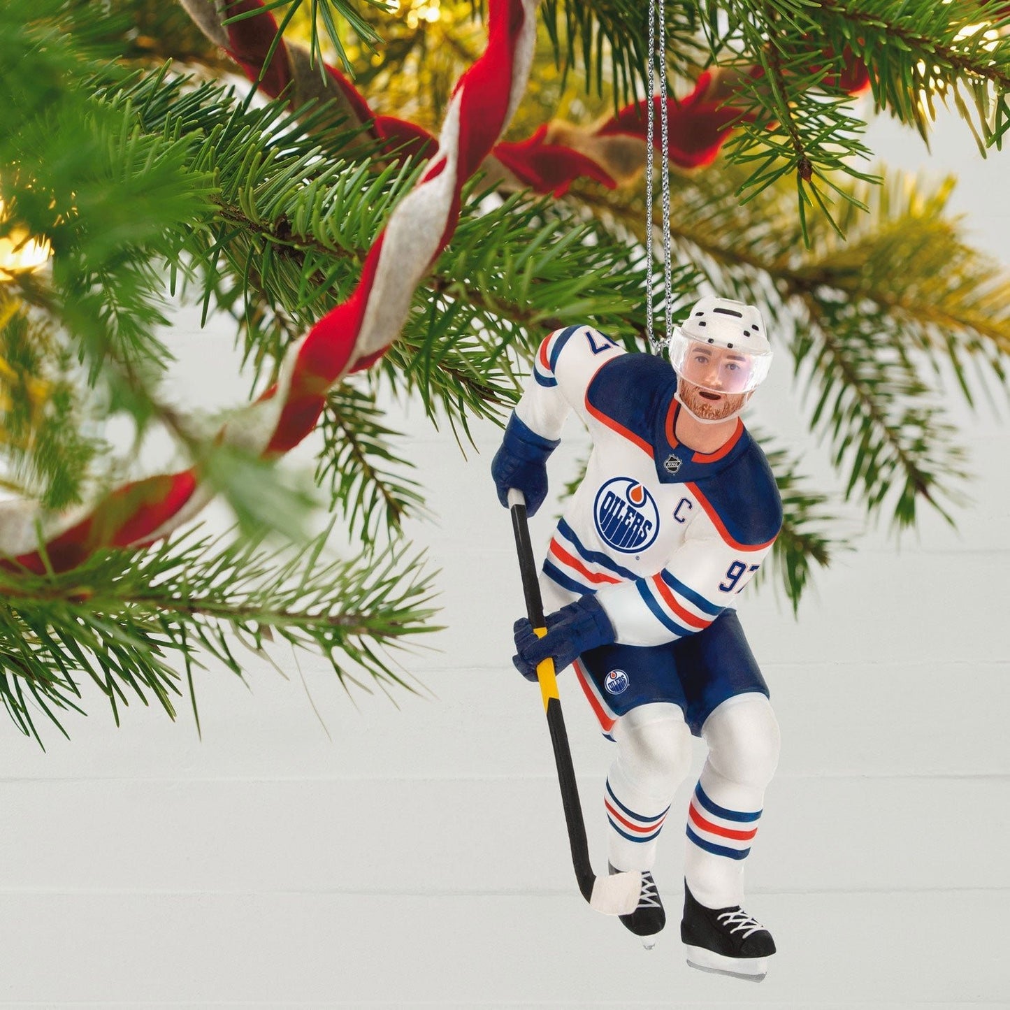 NHL Edmonton Oilers Connor McDavid, 2023 Keepsake Ornament