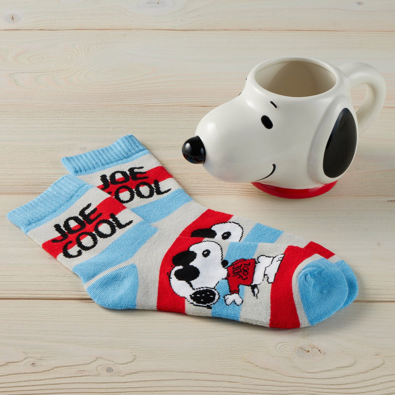 Peanuts Set/2 Snoopy Mug and Sock