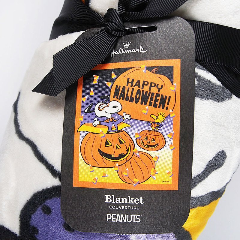 Peanuts Snoopy and Woodstock Happy Halloween Throw Blanket, 50x60
