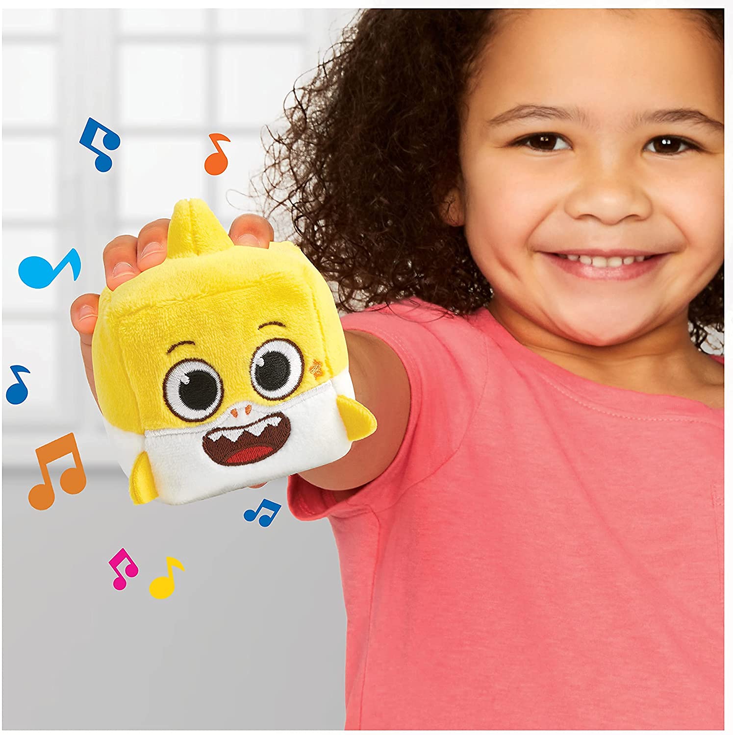 Pinkfong Baby Shark Plush Sound Cube (Yellow)