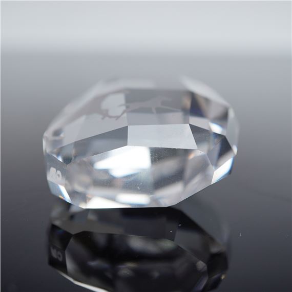 Swarovki New SCS Paper Weight