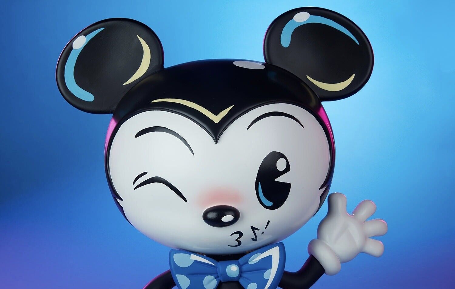 World of Miss Mindy Disney Mickey Mouse 18" Limited Edition Figurine