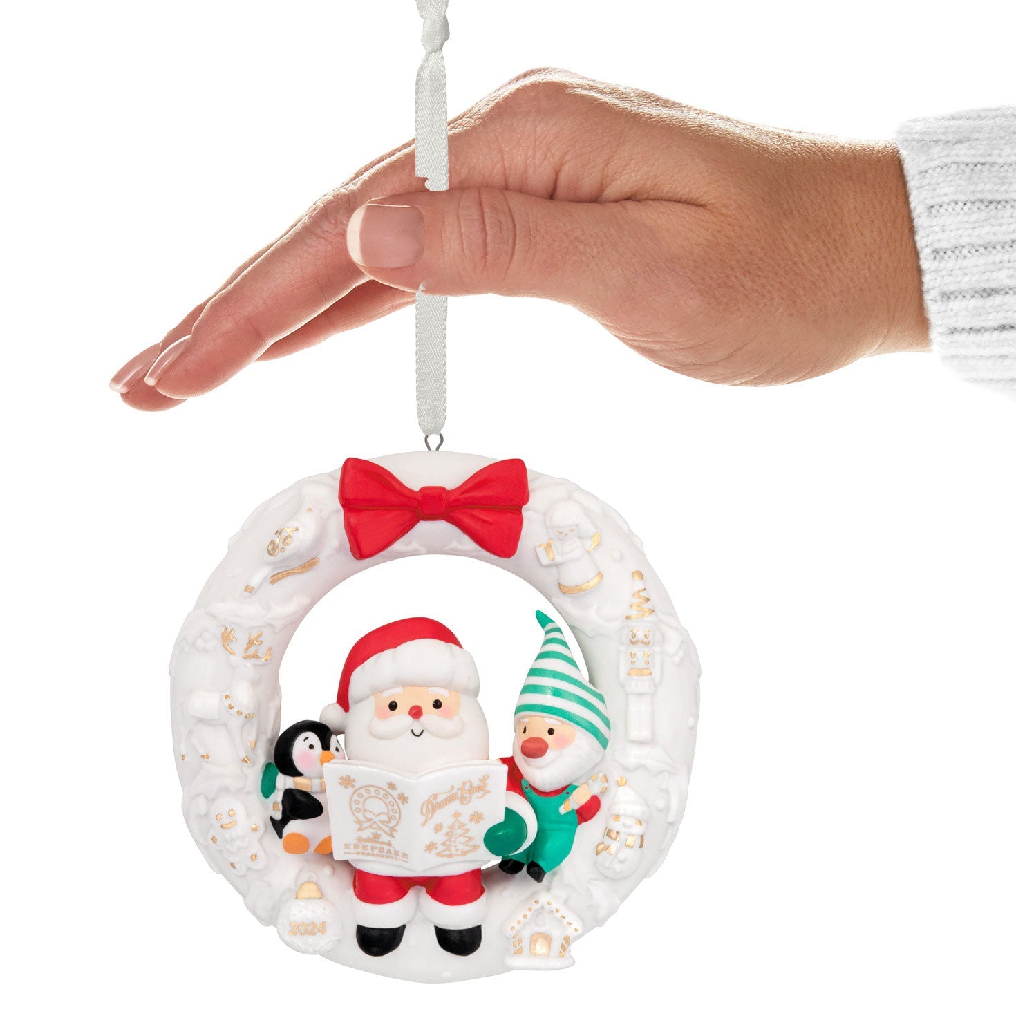 Wreath of Memories 2024 Porcelain Keepsake Ornament